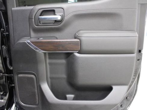 Used 2019 GMC Sierra 1500 SLT w/ SLT Premium Package image 30