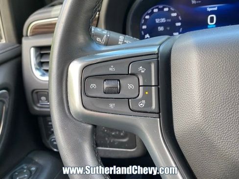 Used 2023 Chevrolet Tahoe LT w/ Luxury Package AWD/4WD image 22