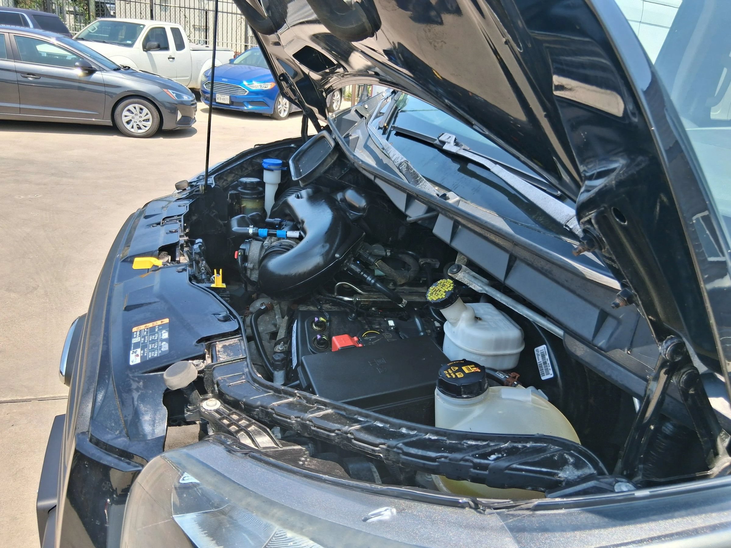 Used 2019 Ford Transit 150 XL RWD image 17