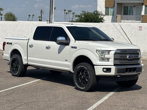 Used 2015 Ford F150 Platinum w/ Equipment Group 701A Luxury AWD/4WD image 3