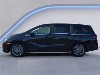 New 2026 Honda Odyssey Touring video 2