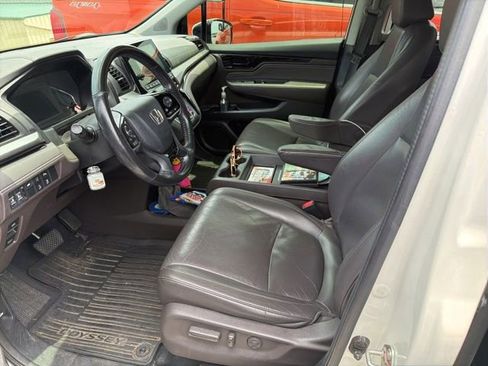 Used 2018 Honda Odyssey Elite image 7