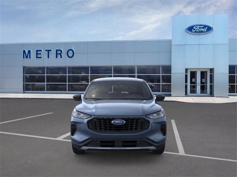 Used 2025 Ford Escape Active w/ Cold Weather Package image 7