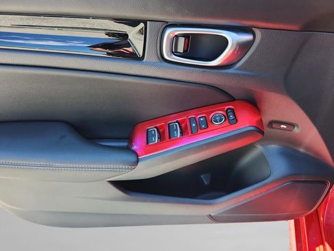 Used 2022 Honda Civic Touring image 21