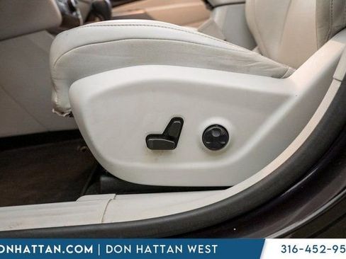 Used 2021 Jeep Cherokee Latitude Lux w/ Comfort/Convenience Group image 23