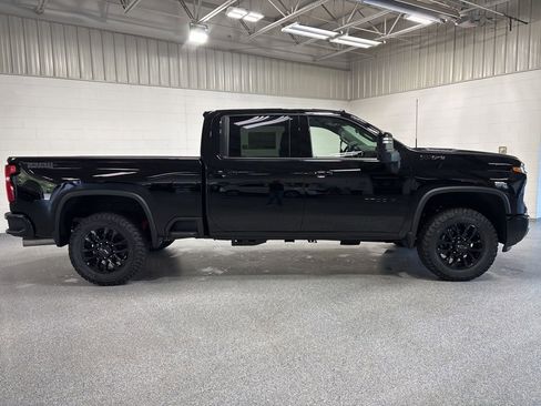 New 2026 Chevrolet Silverado 2500 LTZ w/ LTZ Plus Package AWD/4WD image 8