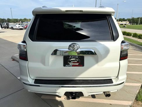 Used 2017 Toyota 4Runner Limited AWD/4WD image 7