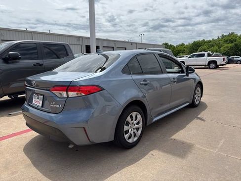 Used 2023 Toyota Corolla LE FWD image 9