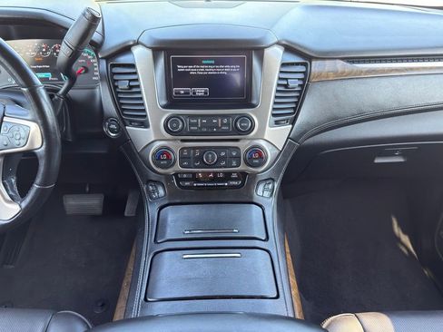 Used 2019 GMC Yukon Denali w/ Denali Ultimate Package AWD/4WD image 24