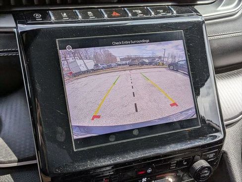 Certified 2023 Jeep Grand Cherokee Altitude AWD/4WD image 19