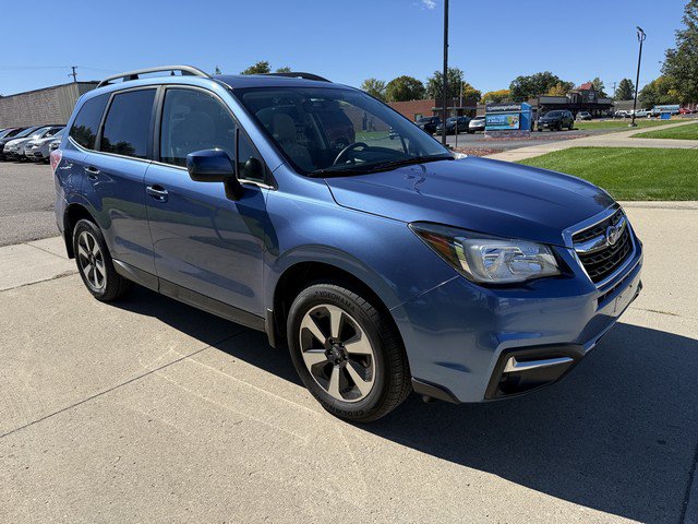 Used 2018 Subaru Forester 2.5i Premium w/ All-Weather Package AWD/4WD image 3