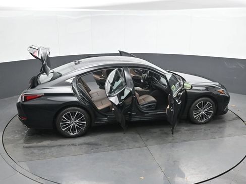 Used 2023 Lexus ES 350 w/ Premium Package FWD image 48