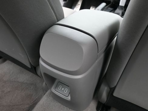 Certified 2025 Hyundai Elantra Sport image 14