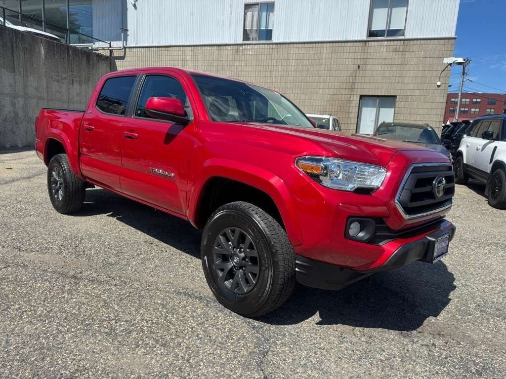 Used 2023 Toyota Tacoma SR5 AWD/4WD image 9