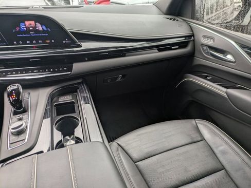 Used 2023 Cadillac Escalade Sport w/ LPO, ONYX Package image 19