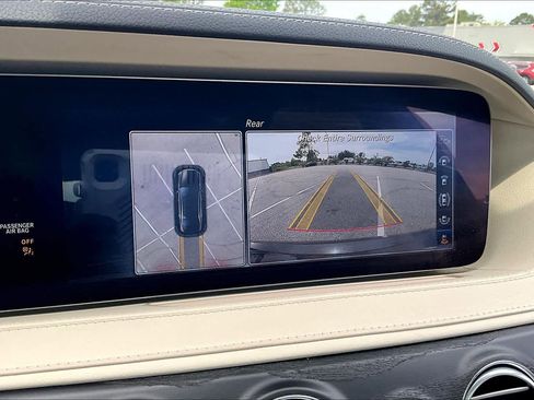 Used 2019 Mercedes-Benz S 560 Sedan image 27