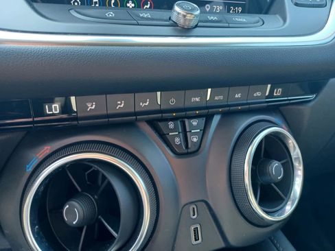 Used 2022 Chevrolet Blazer LT w/ Midnight/Sport Edition AWD/4WD image 12