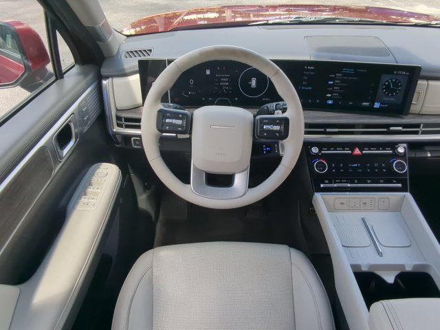 Used 2025 Hyundai Santa Fe Limited FWD image 19