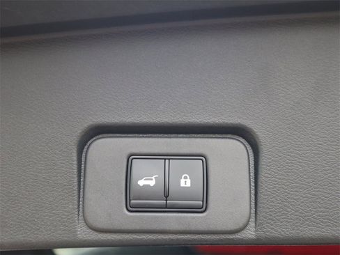 Certified 2023 Nissan Rogue SL w/ SL Premium Package image 27