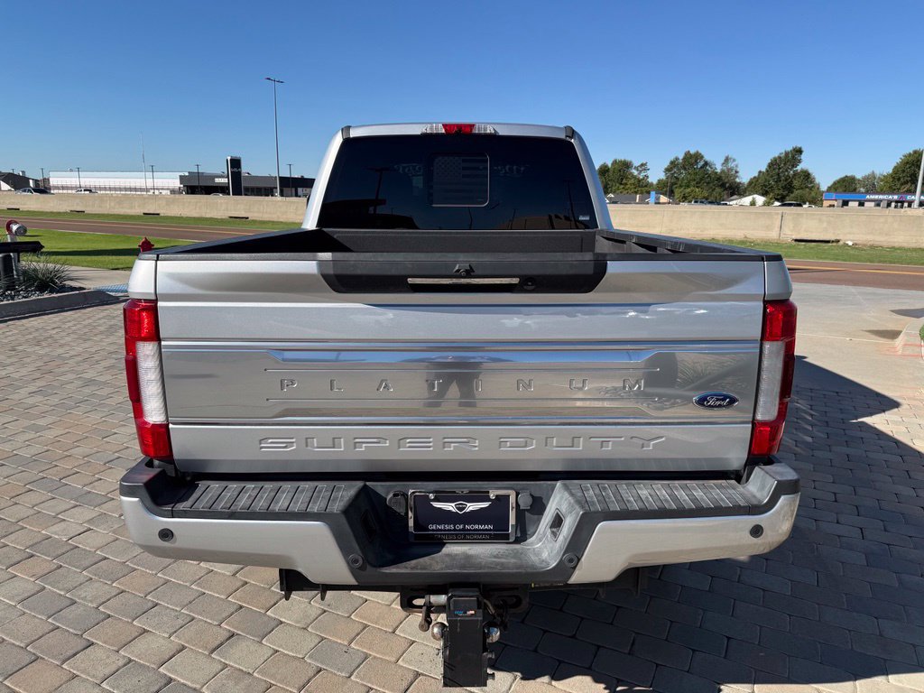 Used 2017 Ford F350 Platinum w/ Platinum Ultimate Package AWD/4WD image 4