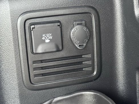 Used 2023 Toyota 4Runner SR5 Premium image 33