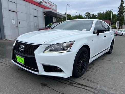 Used 2015 Lexus LS 460 AWD image 8