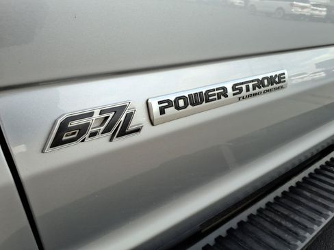 Used 2022 Ford F350 4x4 Regular Cab Super Duty image 3