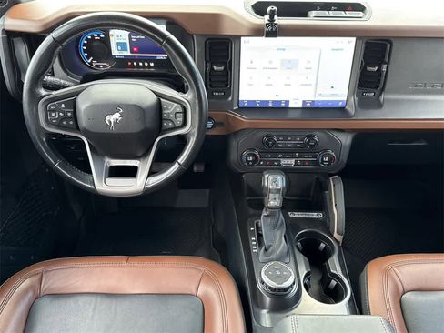 Used 2024 Ford Bronco Outer Banks image 19