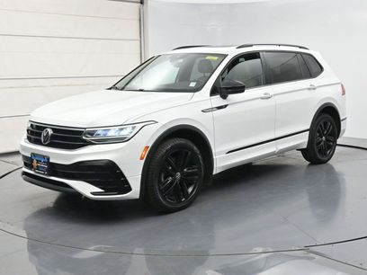 Used 2022 Volkswagen Tiguan SE R-Line