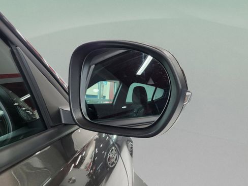 New 2025 Alfa Romeo Tonale w/ Premium Package image 29