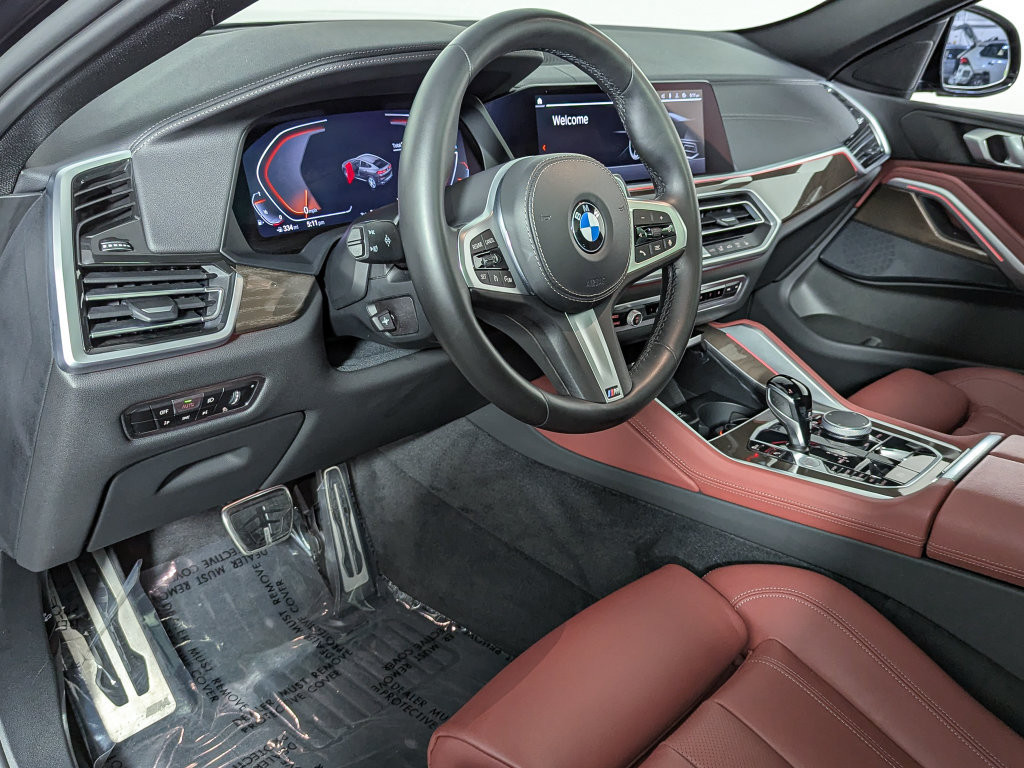 Certified 2022 BMW X6 xDrive40i w/ M Sport Package AWD/4WD image 16