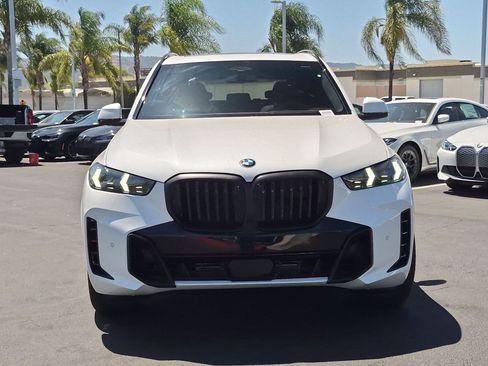 New 2026 BMW X5 xDrive40i w/ Executive Package AWD/4WD image 3