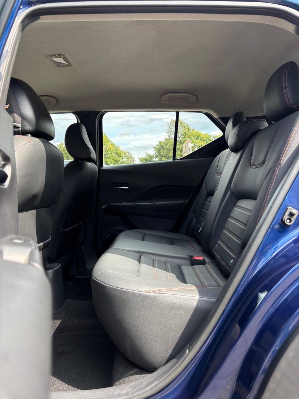 Used 2019 Nissan Kicks SR w/ SR Premium Package FWD image 12