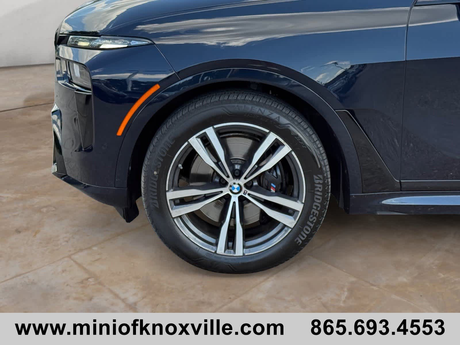 Used 2024 BMW X7 M60i AWD/4WD image 9