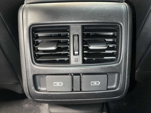 Used 2022 Honda Accord Touring image 25