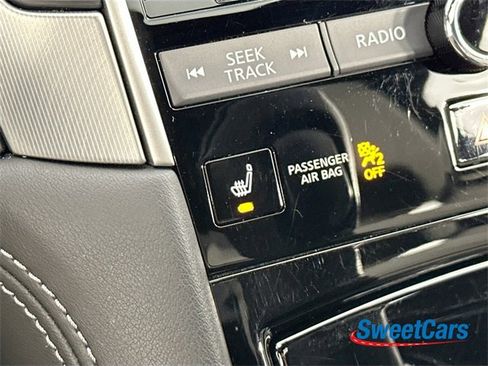 Used 2021 INFINITI Q60 3.0t Luxe w/ Essential Package image 27