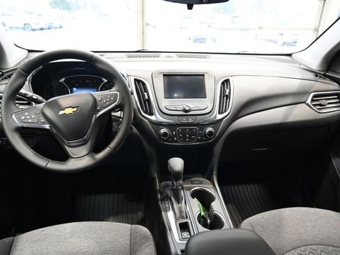 Used 2023 Chevrolet Equinox LT image 12