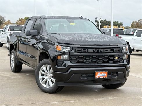 New 2026 Chevrolet Silverado 1500 Custom image 2