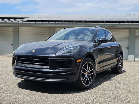Used 2025 Porsche Macan S AWD/4WD image 1