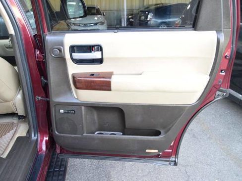 Used 2011 Toyota Sequoia Platinum image 65