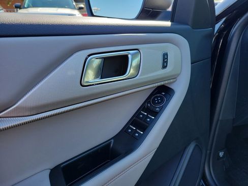 New 2026 Ford Explorer Active w/ Active Comfort Package image 19