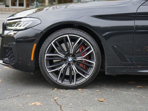 Used 2023 BMW 540i w/ M Sport Package image 12