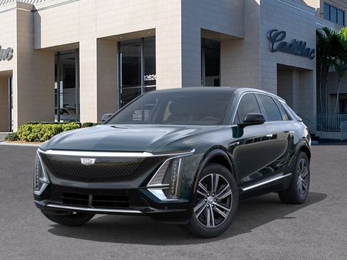 New 2026 Cadillac Lyriq Luxury w/ LPO, Floor Liner Package RWD image 6