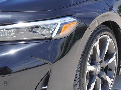 Used 2025 Honda Civic Sport Touring image 2