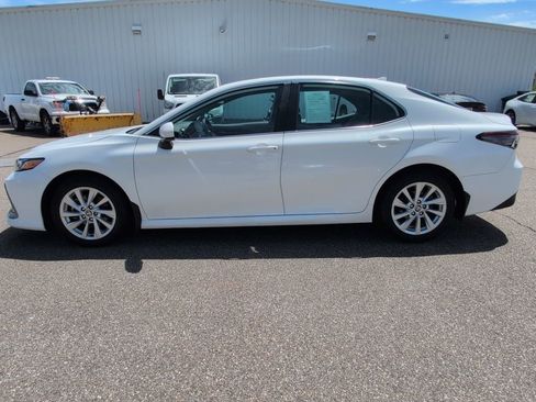 Used 2024 Toyota Camry LE FWD image 3