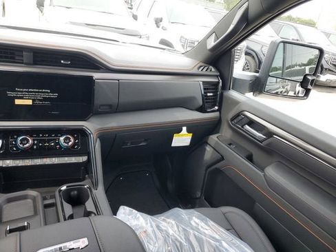 New 2026 GMC Sierra 3500 AT4 w/ AT4 Premium Plus Package AWD/4WD image 16