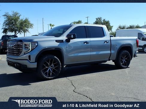 Used 2025 GMC Sierra 1500 Denali w/ Denali Reserve Package AWD/4WD image 1