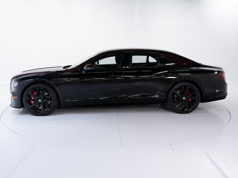 Certified 2025 Bentley Flying Spur Plug-In Hybrid image 2
