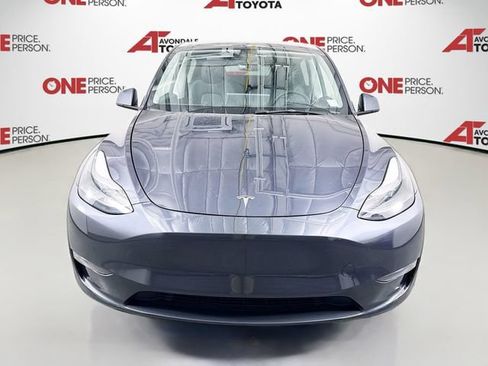 Used 2023 Tesla Model Y Long Range AWD/4WD image 2
