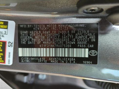 Used 2024 Toyota Camry XLE image 24